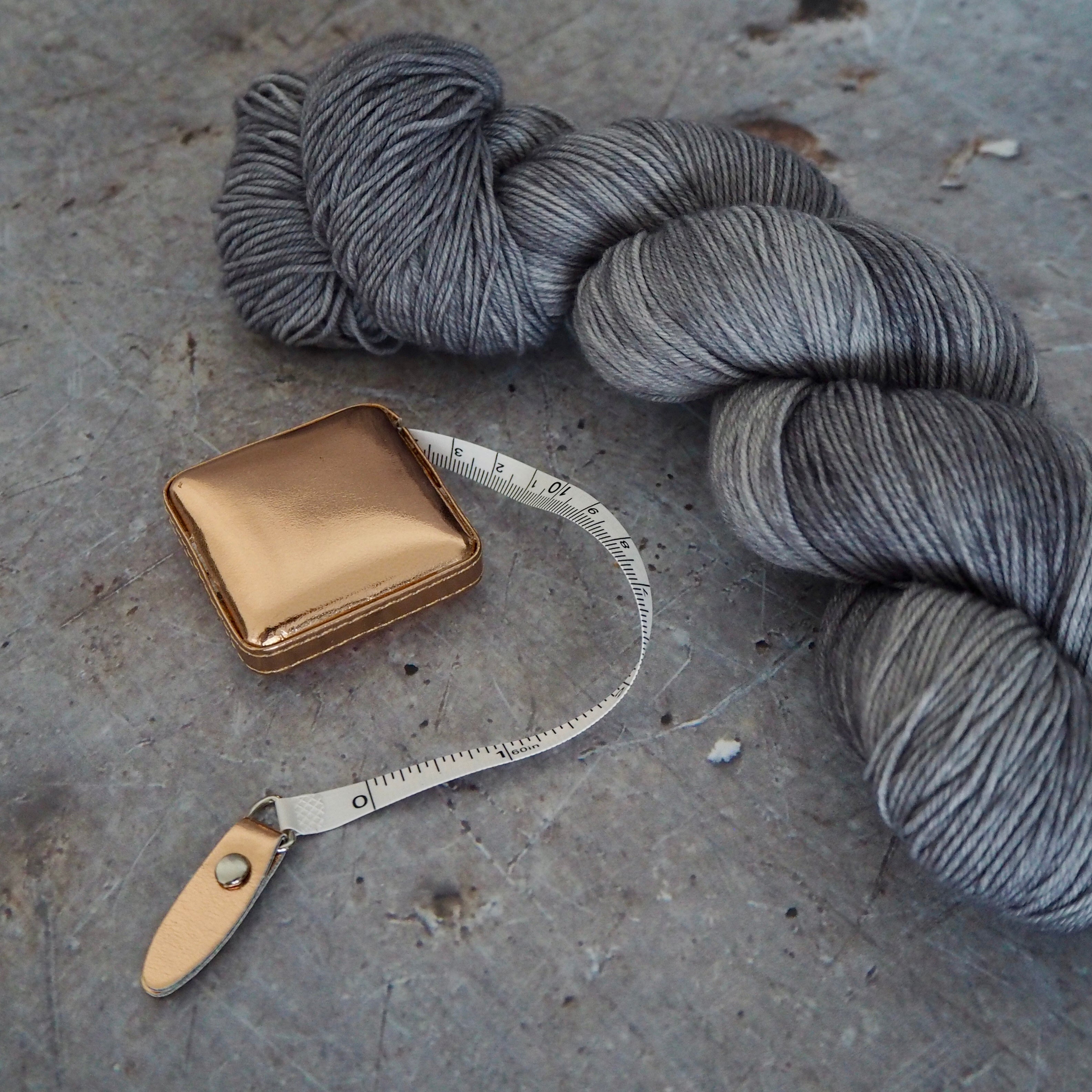 Rose Gold Metallic Retractable Tape Measure - The Little Grey Girl