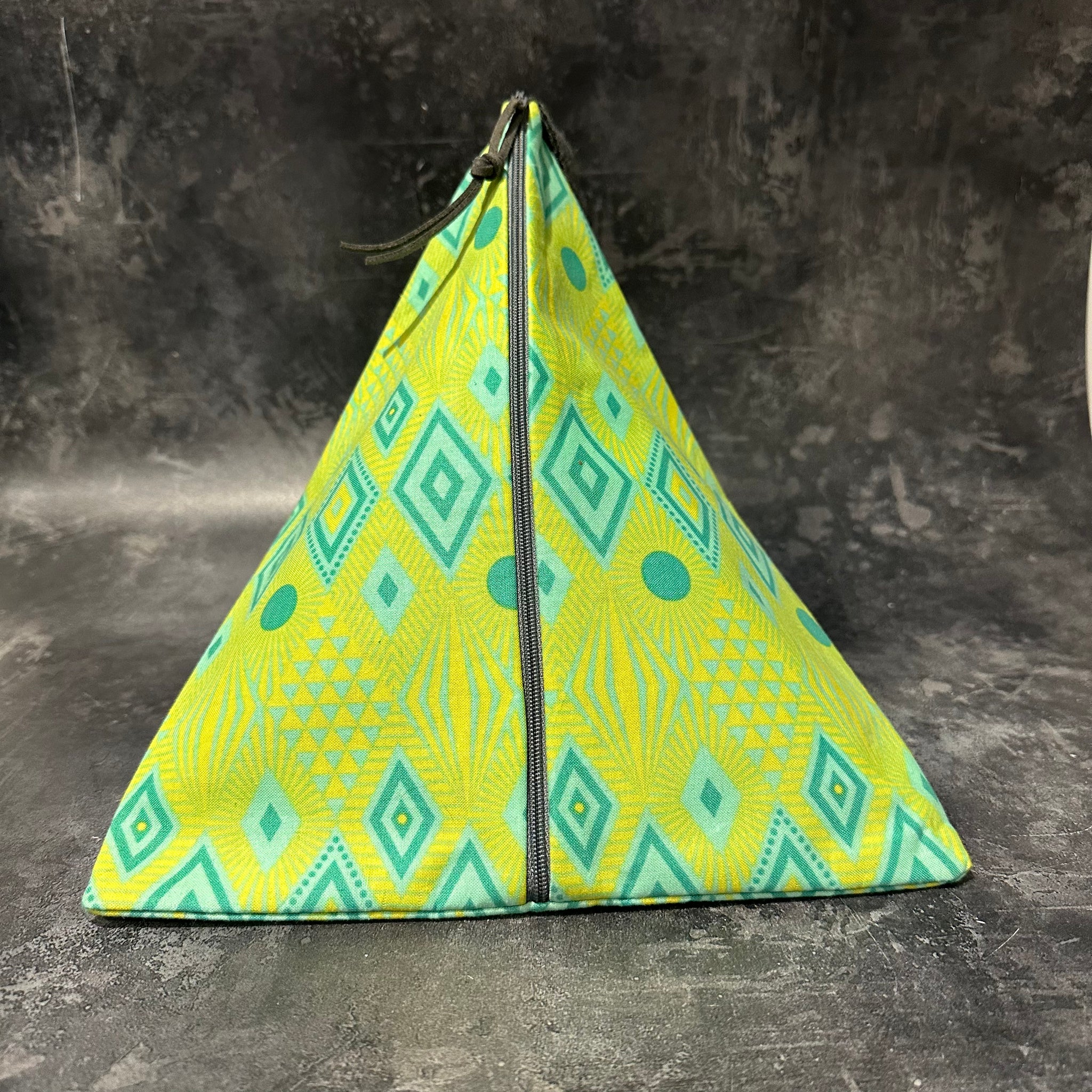 Large Pyramid Project Bags - Discontinued Size