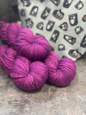 Hornsey - Semi-Solid Hand Dyed Yarn